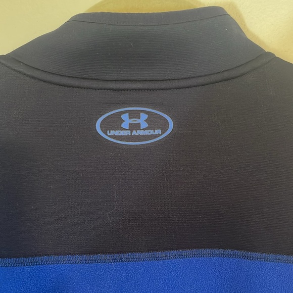 Under Armour 1/4 zip XL - Picture 5 of 6